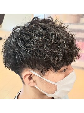 カズ 中津店(KAZU) ツイストスパイラル刈り上げマッシュ