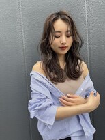 ミューバイケンジ(miu by KENJE)&nbsp;miu　馴染みない大人ハイライトとフェイスレイヤー