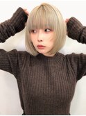 ハイトーン/ホワイトベージュ/ボブ/フェイスレイヤー