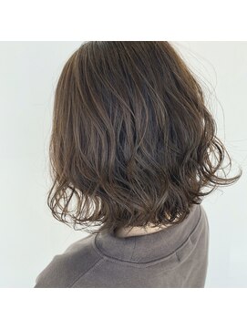 ルッソリベラ 池袋(Lusso libera) ミディアムパーマ　池袋/30代40代50代