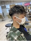 横浜★スペインカールフェード刈り上げ