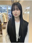 ブルーブラックダブルカラーレイヤーカットケアブリーチ