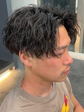 バース バイ ハピネス(BIRTH by happiness) 奈良men's大人男髪ツイストスパイラルパーマセンターパート