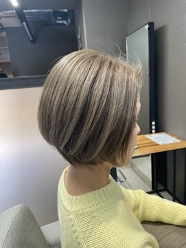 ナナ なかもず店(nana) ナチュラルショートボブ