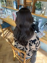 メルク ユニ(merc.uni) 小顔艶っぽ可愛いグレージュカラー