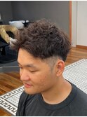 表参道駅MEN’S/ニュアンスパーマ/刈り上げセンターパート