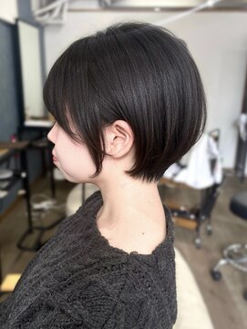 ルアン 上通り(ruen) 横顔美人　くびれショート　丸みショート　骨格矯正　熊本