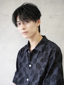 シャインセカンド 大宮(SHINE Second) 刈り上げセンターパート/波巻きツイストスパイラル/大宮