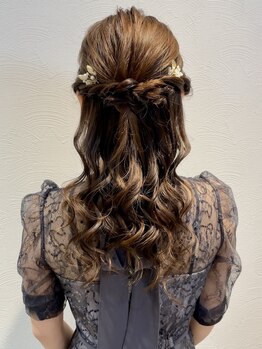Nari hair atelierの写真/【大通駅徒歩5分】早朝OK！丁寧なカウンセリングで特別な1日に最上級の可愛いをお届けさせていただきます♪