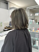 ミーツ 山内店(mits) 外ハネボブレイヤー×オリーブカラーハイライト
