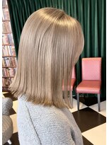 アース 郡山コスモス通り店(HAIR&MAKE EARTH)&nbsp;ゴールドベージュ×外はねボブ