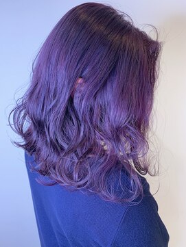 ケリーズグリーン(Kelly's Green) purple hair × bob wave