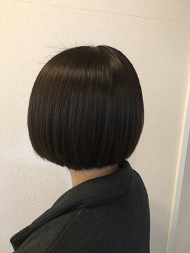 ヘアーリゾート ルアーナ(hair resort LUANA) 首出しボブ