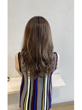 ユニティ(unity) ツヤ髪コテ巻きカールモテ・愛されグレージュゆるふわロング