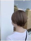 20代30代小顔丸みショートボブ×くすみベージュ