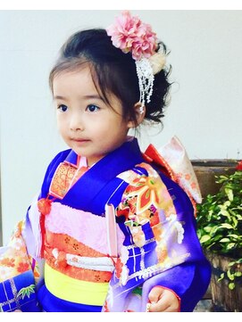 ビセナカオ(Visees de NAKAO) 七五三3歳女の子♪ヘアセット＋振袖着付け