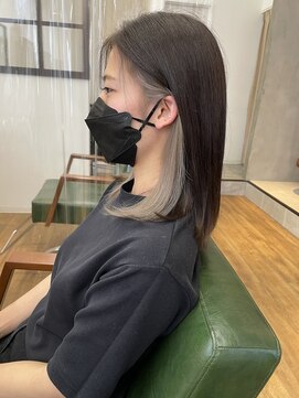 アンダーバーホワイトモデ 河内長野(_WHITE mode) ◎イヤリングカラープラチナホワイト大人スタイル河内長野千代田