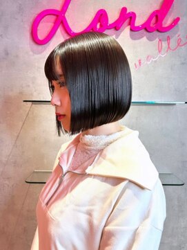 ロンドヴァリー 渋谷店(Lond vallee) 顎ライン並行ボブ!
