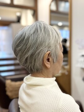 フリージア(freesia) 素敵ショート/40代50代60代