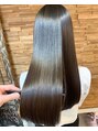 エミー(aimee) 美髪縮毛矯正でつやつや！髪質改善もオススメ