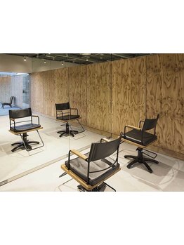 スタイルのベース作りを行うことで再現性も高く、似合わせも同時に叶えます！何でも相談できる雰囲気が◎