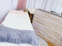 プレジール たつの(Plaisir)の雰囲気（アイメニューは個室での施術◎寝心地のいいベッドで理想の目元に）