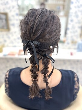 サクララ(Sakura la) ツイン編みおろし/アップヘア/ヘアセット/参列ヘア/ロング