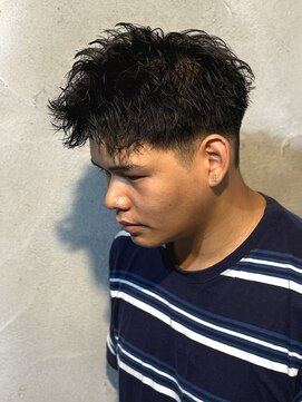 ニアウ 高崎店(Niau) メンズショートツイストスパイラルパーマ群馬高崎眉毛刈り上げ