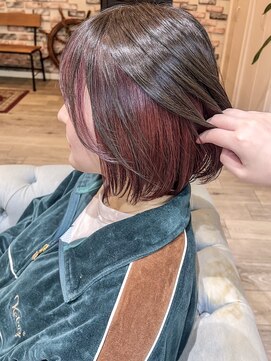 ユーフォリア バイ ホラン(Euphoria by HoLan) 内巻きボブ×インナーカラー