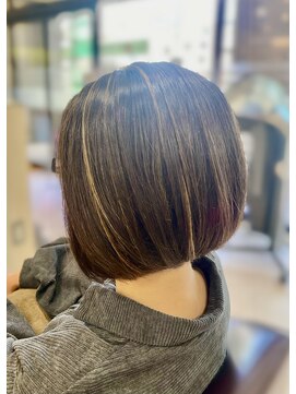 クール ヘアー ギャラリー 神明町店(COOL Hair gallery) 大人のハイライト白髪ぼかしカラー×ショートヘア/40代、50代