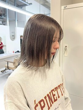 エトレ(etore) 【ビフォーアフターあり】ミディアム/レイヤー/ダークグレー