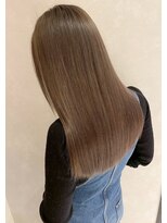 ロラ(L’ora)&nbsp;艶ベージュ×髪質改善りんご幹細胞トリートメント