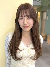 ウタ&nbsp;顔まわりレイヤー[前髪カット/レイヤー/レイヤーカット］