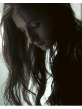 オーディナリー(Ordinary)の写真/日常に馴染む柔らかなパーマで、あなたらしい心地よいスタイルへ♪