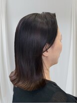 アヴソリューク(Absoluk)&nbsp;切りっぱなしボブ　外ハネ　ボブ　　前髪無し