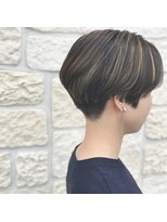 アリーナ 緑が丘店(arena)&nbsp;ハイライト × マニッシュショート