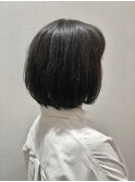 オリーブグレージュ