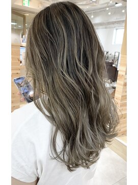 ヘアワン(HAIR One) 【HAIR One木下】外国人風バレイヤージュ