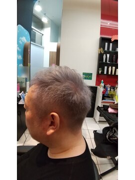 フォレスト(FOREST) プラチナムシルバーショートスタイル