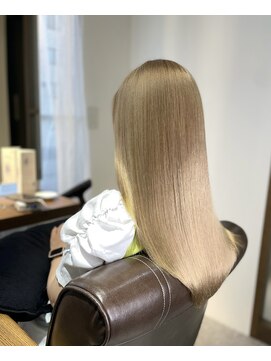 アールサロン 名駅(Rr SALON) ブリーチ毛も髪質改善でツヤ感アップ♪