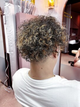 ジュノヘアー(Juno.hair) 20代、30代/ウェーブヘア/メンズパーマスタイル/メンズスタイル
