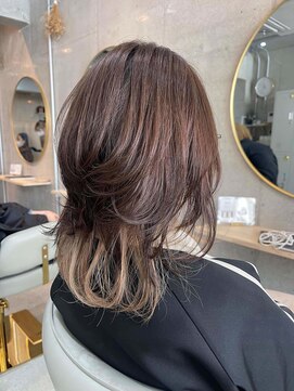 クー  戸越銀座(QOO) 美髪のススメ髪質改善切りっぱなしボブピンクブラウン