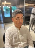 大人外国人風アップバングショートフェード：大村　大心