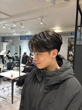 アンダーバーホワイト(_WHITE) ショートセンターパート