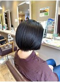 大人ショートミルクテーベージュハイライトレイヤーヘッドスパ