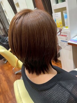 美容室ヒラトヤ 都南店 大人可愛い外ハネボブアッシュブラウンワンカラー20代30代
