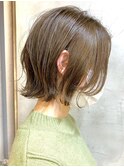 横浜西口大人ショートボブココアベージュ前髪なしグレージュ40代