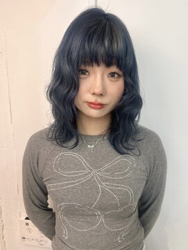 シェノン バイ アランスミシー 表参道(CHAINON by Alan smithee) LE SSERAFIM さくらちゃん風ブルーカラー！