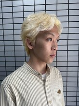 ネリ(nely) フェザーショート