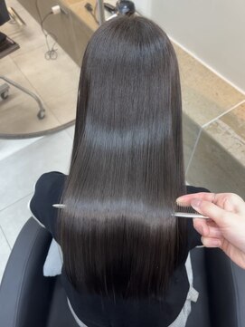 エルメトーキョーバイユアーズ(L'me TOKYO by youres) 高濃度水素髪質改善ULTOWAトリートメント